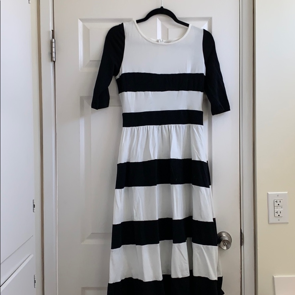 Chic Lady Dainty Jewell’s